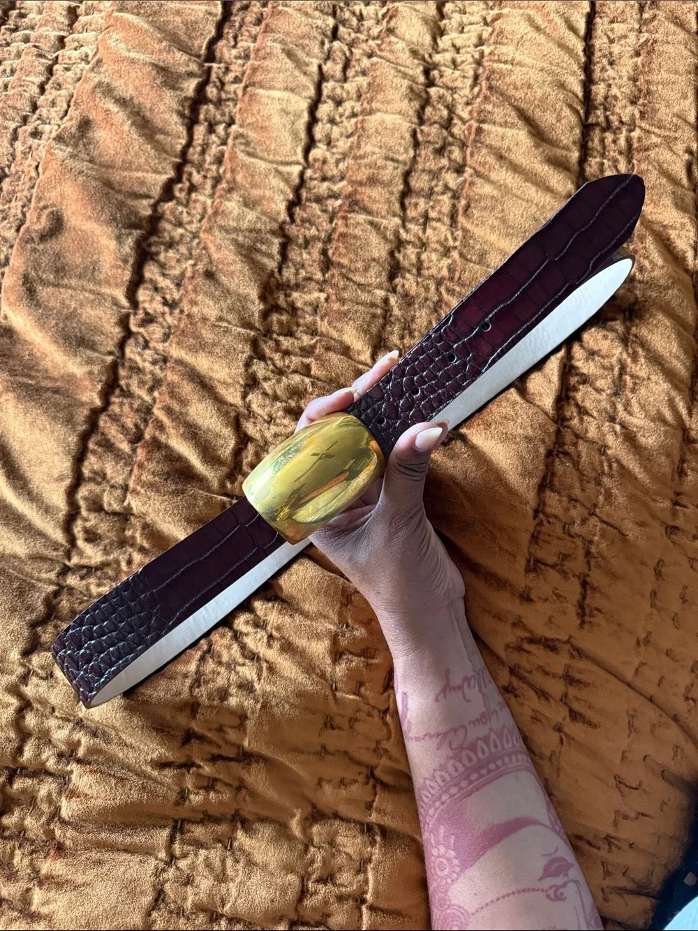 L'AGENCE Milou Croc-Embossed Belt - Burgundy Croc Embossed